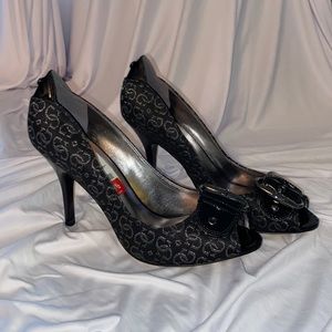 Women’s heel size 9.5
